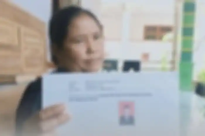 Pemuda Madiun yang jadi tersangka karena bantu hacker Bjorka ternyata punya kebiasaan begini di rumah. Foto wajahnya muncul. 