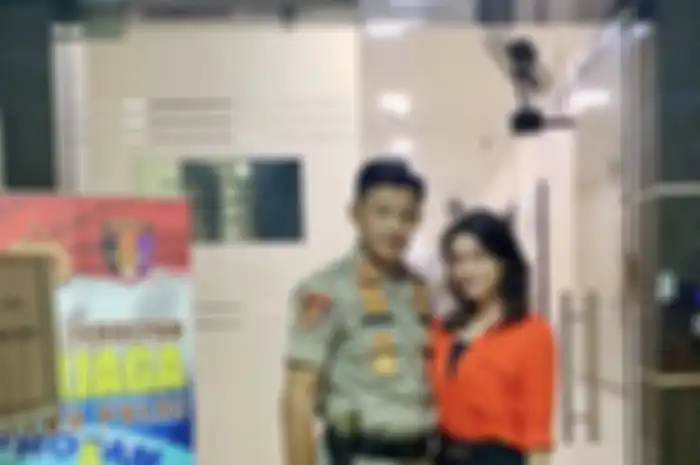 Ini sosok pemilik private jet yang dipakai Brigjen Hendra Kurniawan pergi ke Jambi. Dia dapat perintah dari Ferdy Sambo. Foto wajahnya dicari. 