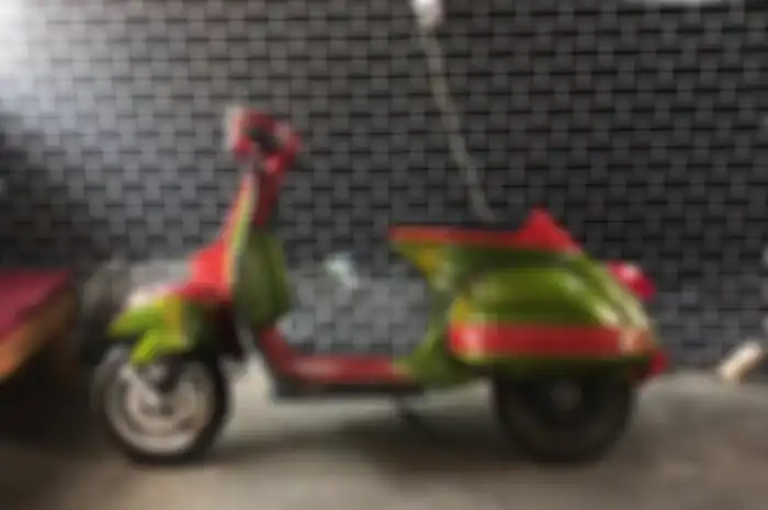 Vespa PX hasil konversi ke motor listrik