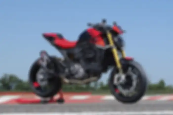 Motor baru Ducati Monster SP 2023 resmi meluncur