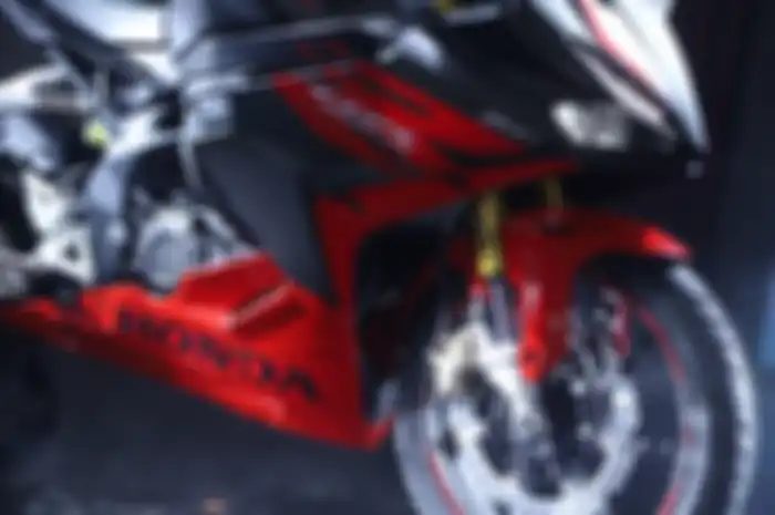 Honda New CBR250RR SP - Quick Shifter dilengkapi dengan sistem ABS