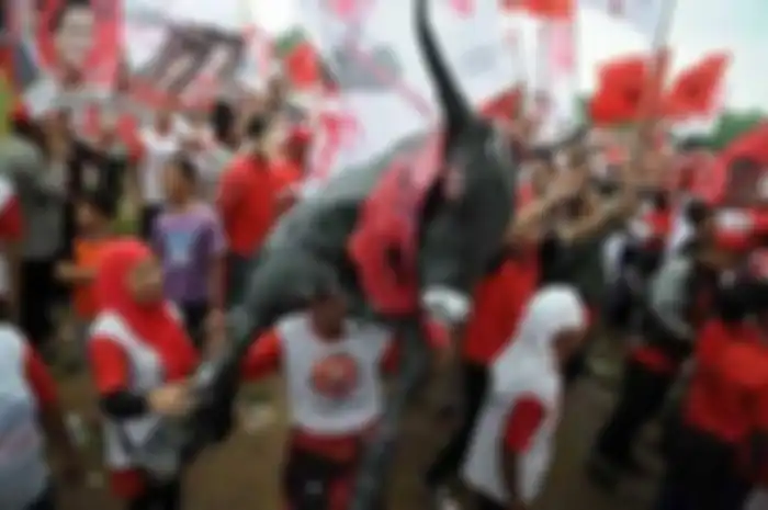 Ini 5 jawaban dari contoh soal Sistem Demokrasi dan Dinamika Demokrasi di Indonesia materi PKN Bab 2 Kelas 11 SMA.