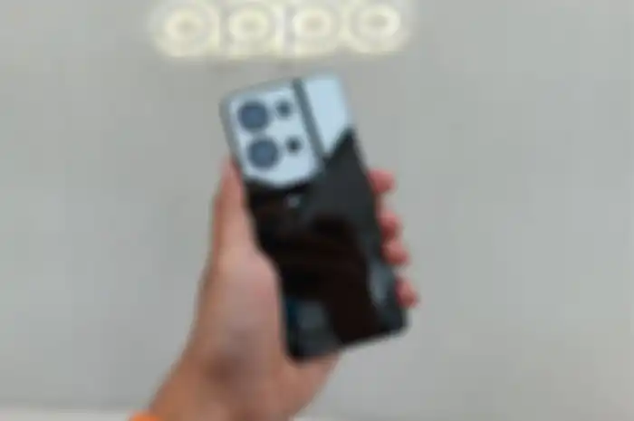 OPPO Reno8 Pro 5G mulai bisa didapatkan di OPPO Gallery Gandaria City atau Plaza Indonesia dengan berbagai macam keuntungan