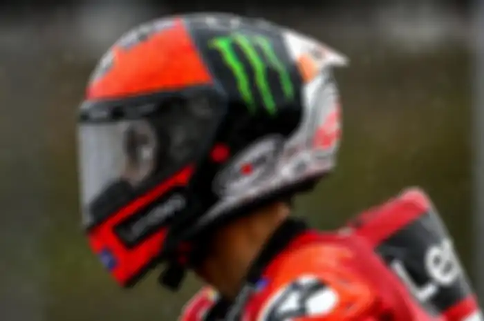 Francesco Bagnaia menuding ada masalah di motor Ducati GP22 miliknya saat melibas trek basah kualifikasi MotoGP Jepang 2022