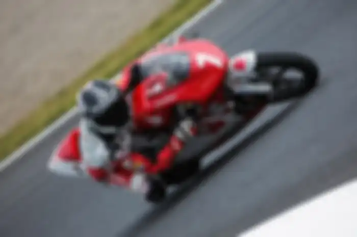 Pembalap Indonesia Veda Ega Pratama jadi sorotan di Race 1 Asia Talent Cup Jepang 2022, Minggu (25/9/2022),