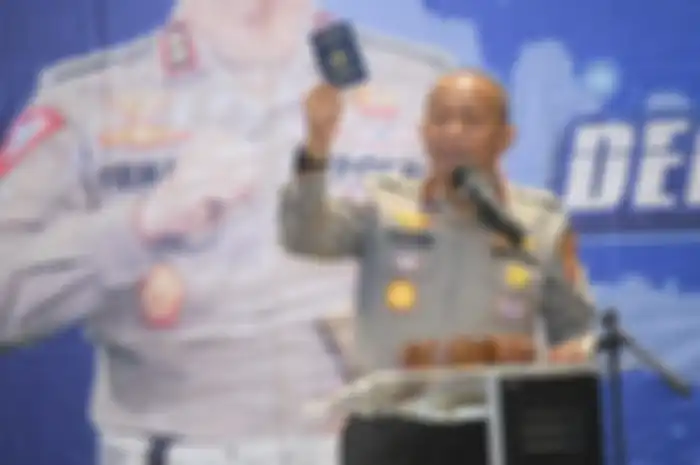 Direktur Registrasi dan Identifikasi Korlantas Polri Brigjen Pol Yusri Yunus mengungkapkan wacana BPKB Elektroik dalam rapat Anev di Bintaro, Tangerang Selatan, Senin (26/9/2022).