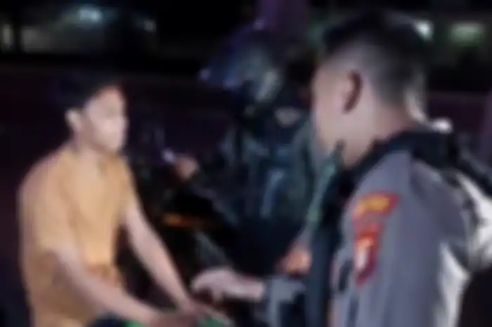 Polisi tangkap pembalap liar di jalan Pemuda saat setting motor.
