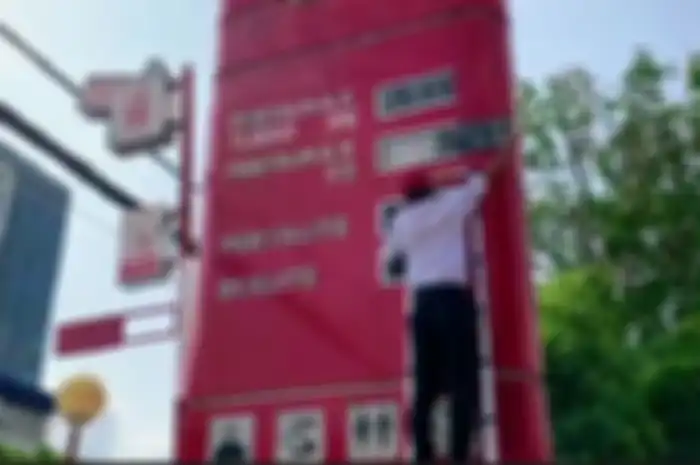 Pertamina buka suara soal penurunan harga minyak dunia, ada kemungkinan Pertamax turun harga.