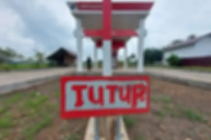 Usaha Pertashop terancam gulung tikar, salah satu gerai Pertashop yang tutup di Kecamatan Banda Baro, Aceh Utara, Selasa (27/9/2022). 