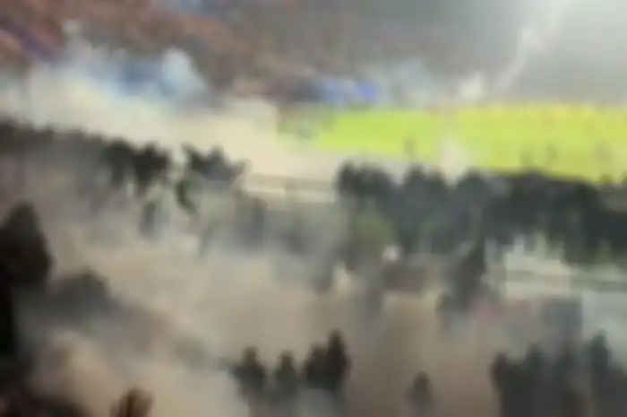 Ternyata begini penyebab kerusuhan di Stadion Kanjuruhan Malang yang tewaskan 127 orang. Kapolda Jatim buka suara.