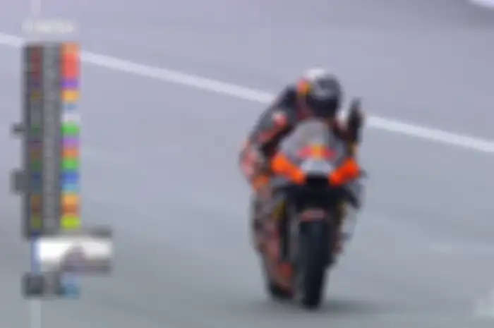 Pembalap yang menikahi adik sendiri, Miguel Oliveira menang di MotoGP Thailand 2022