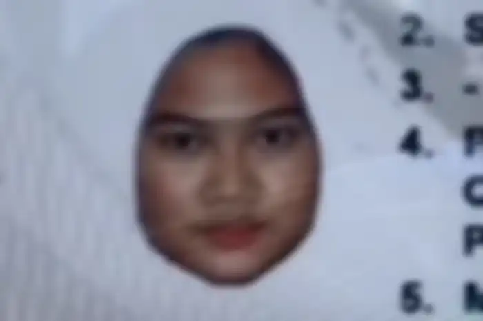 Calon pemohon SIM baru atau memperpanjang SIM dilarang pakai hijab warna putih.