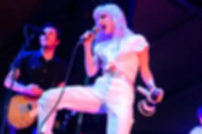 Paramore speak up soal insiden penyerangan terhadap sejumlah penggemar wanita saat konser.