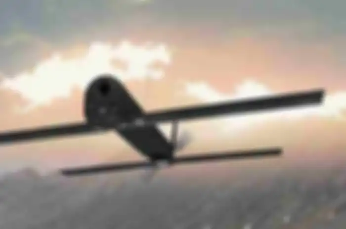 Drone Kamikaze. Dengan menggunakan enam Drone Kamikaze buatan Iran, militer Rusia dilaporkan telah menghantam sebuah gedung di kawasan Bila Tserkva, sekitar 75 km dari Ibu Kota Ukraina Kiev.
