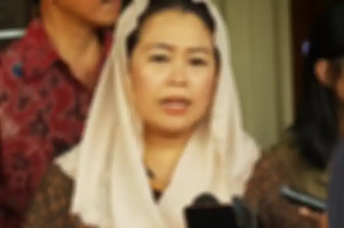 Hitungan weton Jawa Yenny Wahid, politikus Indonesia dan aktivis Nahdlatul Ulama.