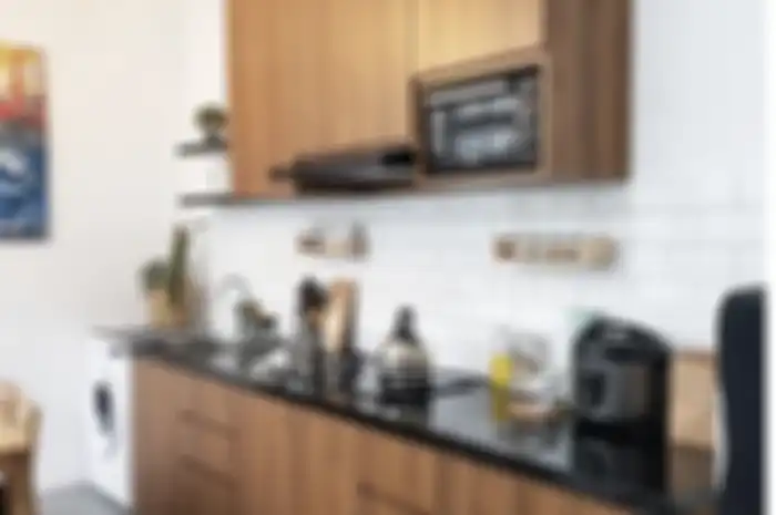 7 desain dapur sempit rapi menjadi pilihan cocok di rumah minimalis kesayangan. Foto hasilnya goda hati. Tetangga tak jemu memandanginya.