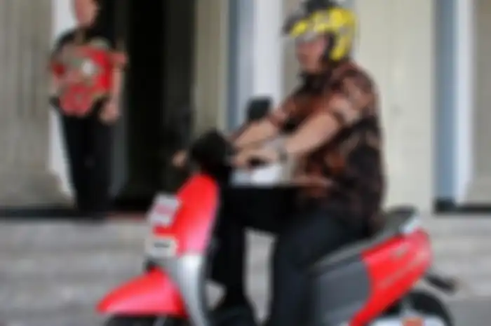 Hendrar Prihadi sempat pamer motor listrik buatan Semarang, kini dilantik sebagai Kepala LKPP.
