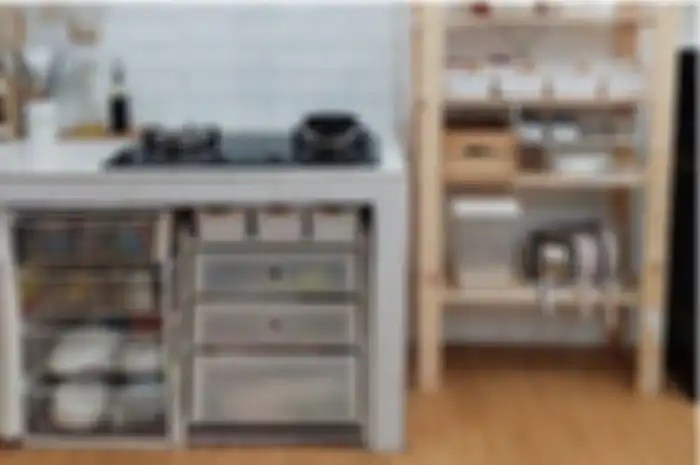Desain meja dapur cor lurus mampu mengubah tampilan area memasak menjadi tampak aesthetic. Begini foto aplikasinya. 