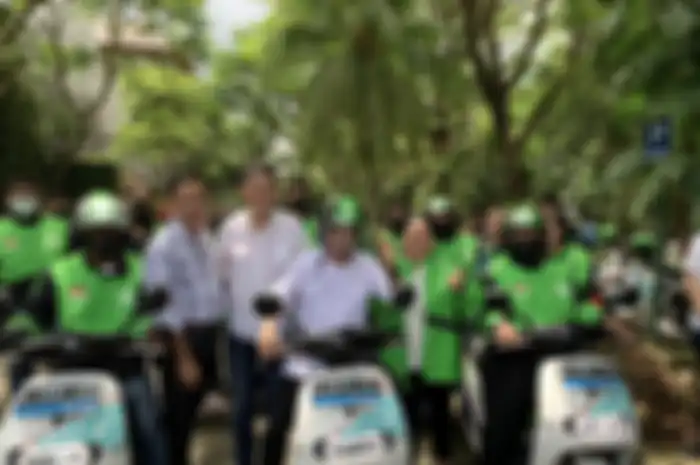 Menteri Perhubungan Republik Indonesia, Budi Karya Sumadi berharap motor listrik juga memiliki suara