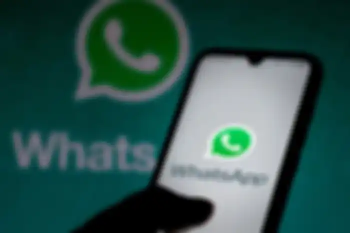 Aplikasi WhatsApp down dan dikeluhkan netizen di Twitter.