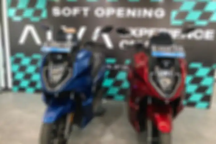 Motor listrik Alva siap goda pengunjung mal Jakarta