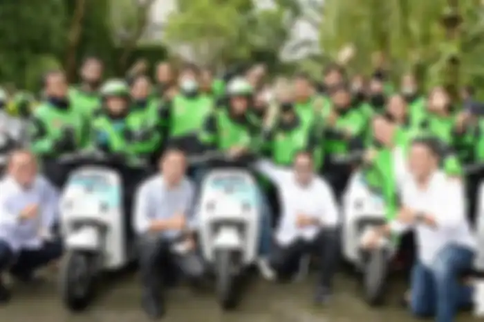 Ojek motor listrik gratis diresmikan untuk KTT G20 di kawasan Nusa Dua, Bali, Rabu (20/10/2022).