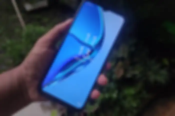 Tampilan depan Infinix Hot 20 5G