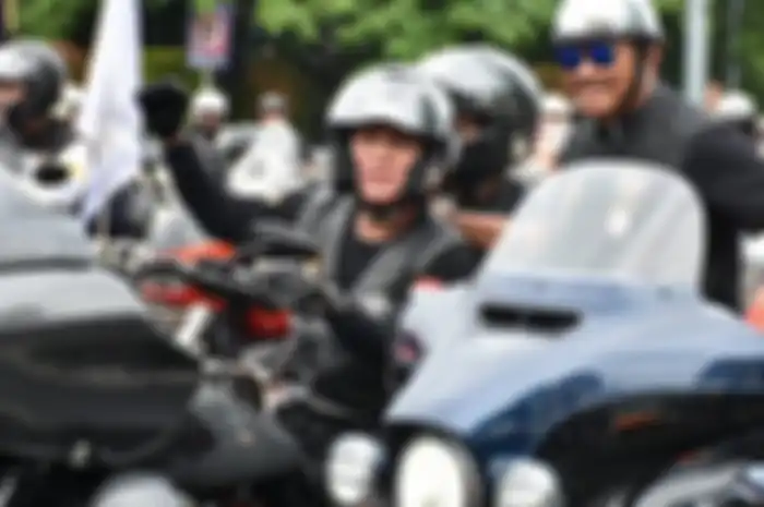 Ketum PSSI Iwan Bule dicecar 45 pertanyaan terkait tragedi Kanjuruhan, masih simpan motor murah kembaran Honda Supra. 