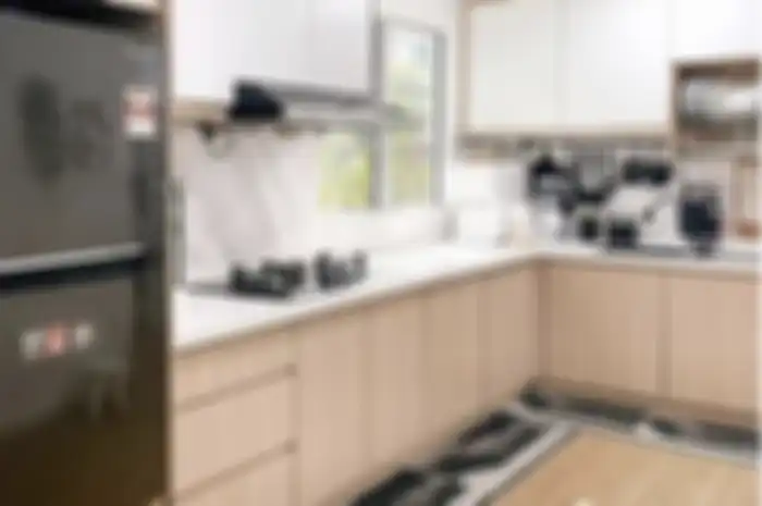 Posisi tempat cuci piring menjadi kunci dalam desain dapur tampil estetik nan rapi. Jadi nggak bisa dianggap sepele. Ini 11 foto aplikasinya.