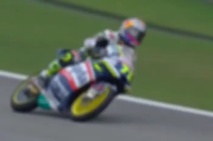 John McPhee berhasil keluar sebagai pemenang di Moto3 malaysia 2022.
