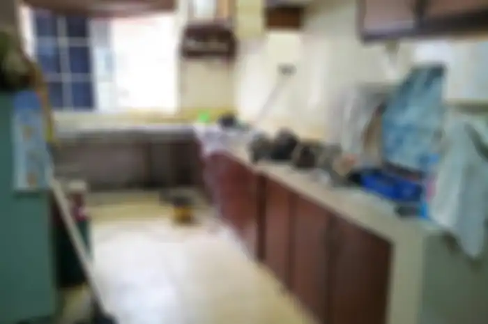 Ini 9 kesalahan desain dapur yang bisa picu emosi Ibu-ibu saat aktivitas di area memasak. Cek foto contohnya yuk. 