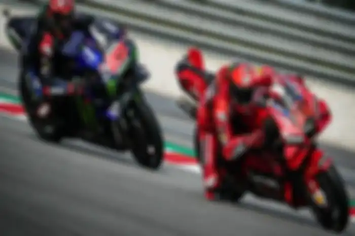 Fabio Quartarao (kiri) dan Francesco (Pecco) Bagnaia (kanan), di ambang perebutan juara dunia MotoGP 2022.