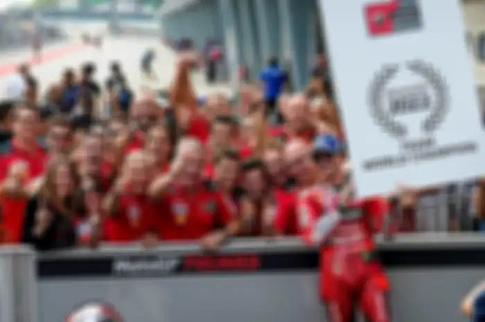 Francesco Bagnaia juara MotoGP Malaysia 2022, Ducati Lenovo Team sah juara dunia tim musim ini. 2 titel juara dunia lagi jadi bukti dominasi Ducati