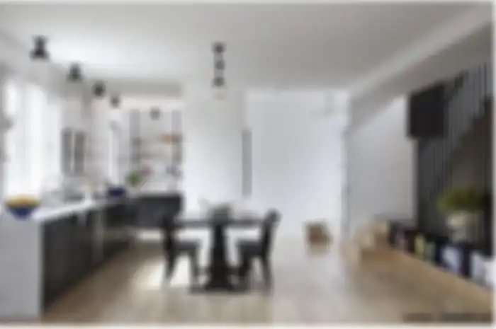 Desain dapur warna hitam sulap tampilan area memasak dari aura kelam jadi estetik. Begini 10 foto hasilnya. 