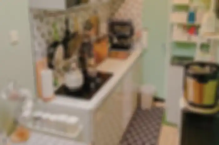 Desain dapur sempit tapi rapi ini dijamin bikin pemilik rumah subsidi bahagia. Biayanya murah kok. Apalagi sudah ada 9 foto inspirasinya.