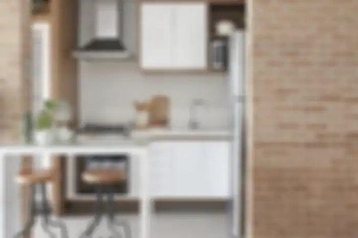 Desain dapur kecil mini bar banjir pujian karena mengubah wajah rumah mungil. Kuncinya kitchen set. Ini 8 foto hasilnya. 