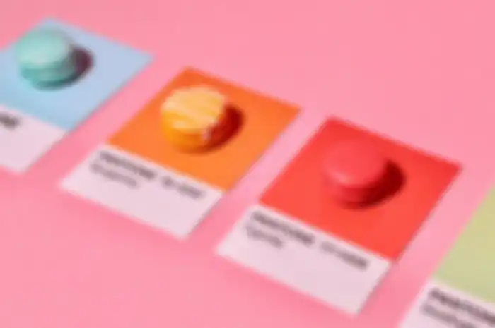 Ilustrasi warna Pantone