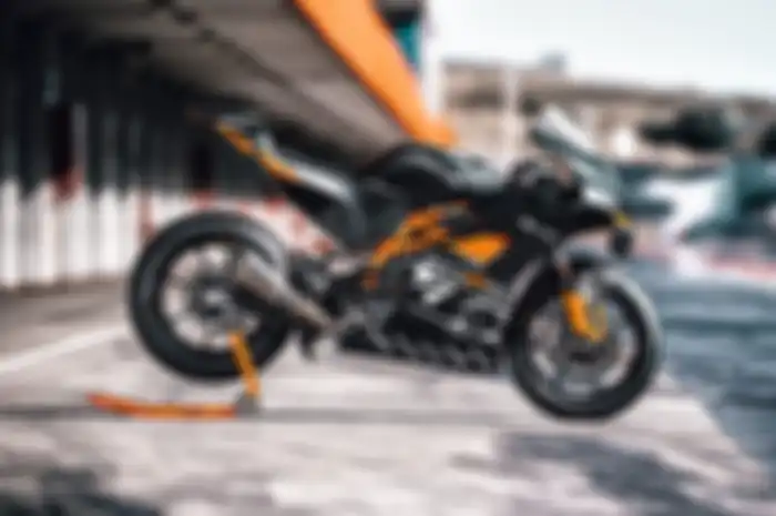 Pabrikan motor asal Austria meluncurkan versi upgrade motor KTM RC 8C 2023