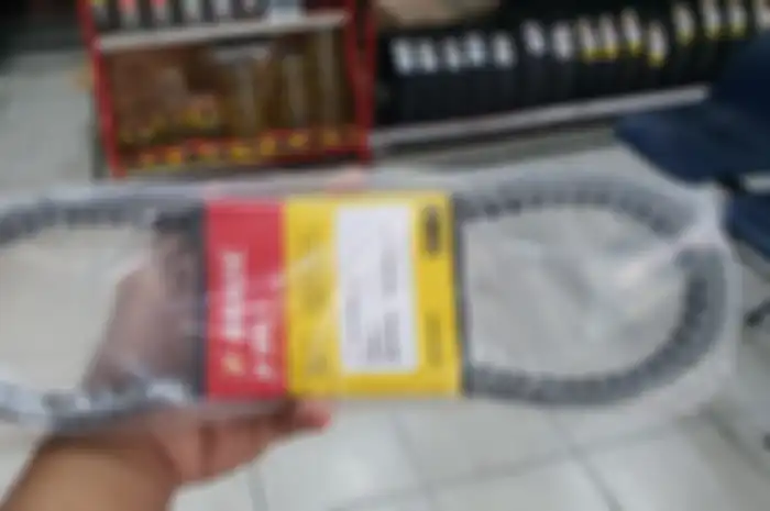 V-belt Honda Vario 150 yang dijual Planet Ban dikemas dalam kemasan X-Grade