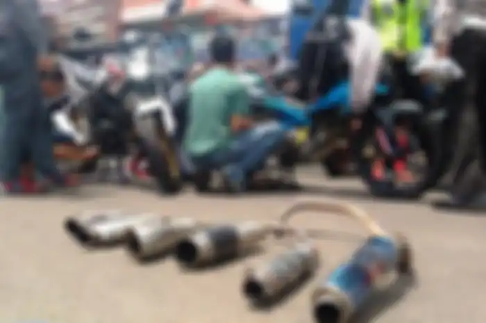 Ilustrasi foto. Polisi akan tertibkan motor modifikasi yang menggunakan knalpot racing di Bogor.