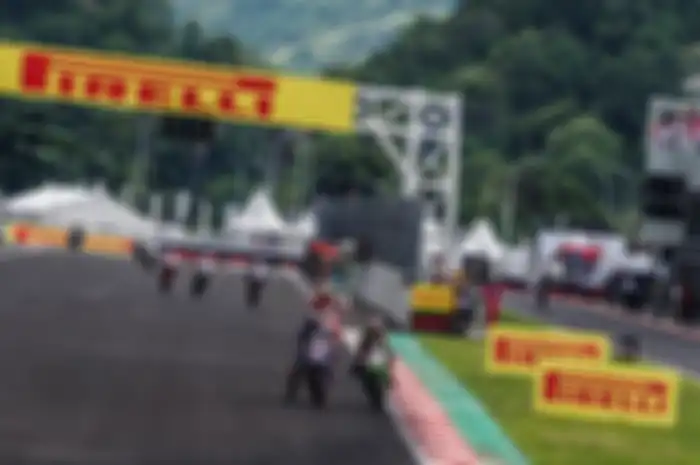 Foto ilustrasi. Nonton WSBK Indonesia 2022 di Sirkuit Mandalika disarankan datang pakai motor, simak alasannya.