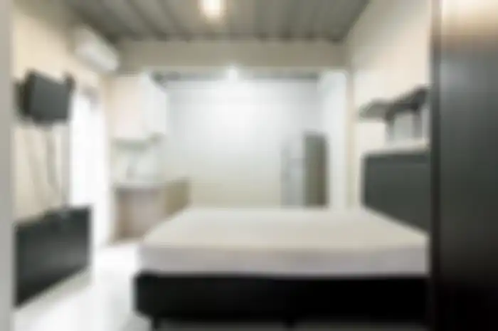 Desain dapur sederhana dan kamar mandi dalam ubah tempat kost jadi nyaman. Tampilan mungil nan estetik. Ini foto buktinya.