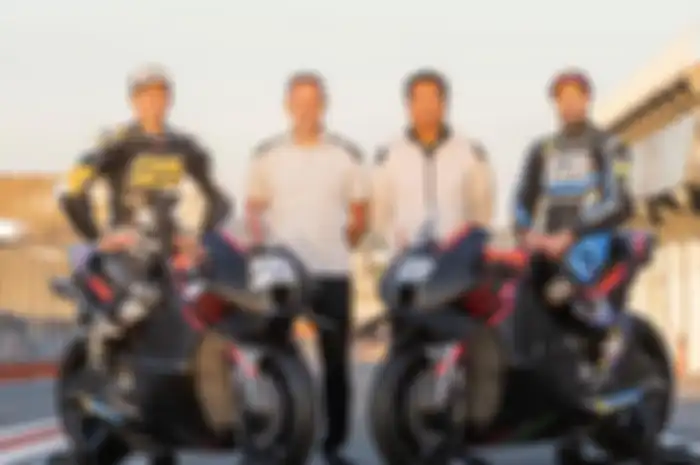Jadi tim satelit dengan mengusung nama CryptoData Aprilia RNF MotoGP Team akan menjalani tes MotoGP Valencia dengan duet pembalap baru. 