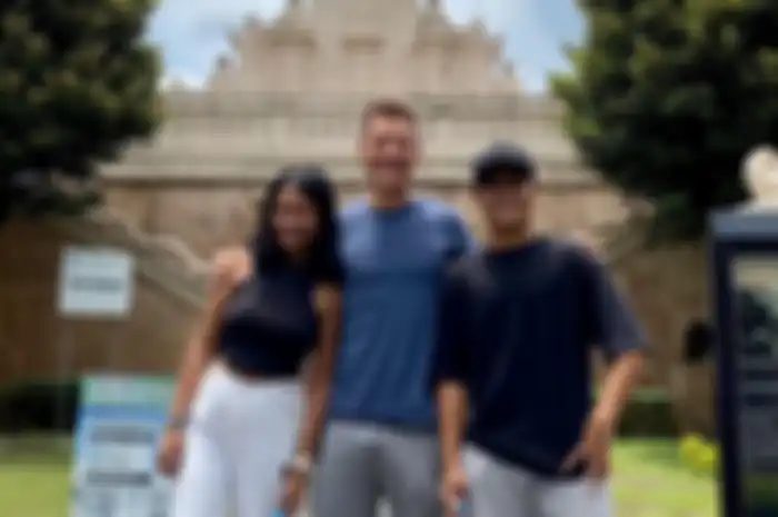 Dominique Aegerter plesiran ke Yogyakarta ditemani Galang Hendra.