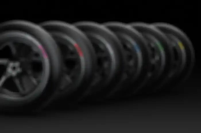 Pirelli Diablo Superbike di WSBK punya pilihan kompon ban yang lebih kompleks dan lebih canggih daripada Michelin di MotoGP. 