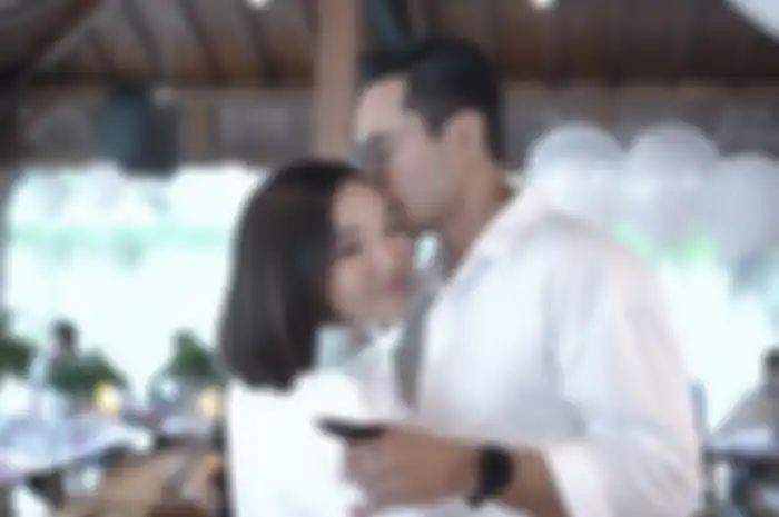 Foto Gisella Anastasia jadian dengan pengusaha Rino Soedarjo resmi dirilis. Respons Gading Marten sampai dicari. 