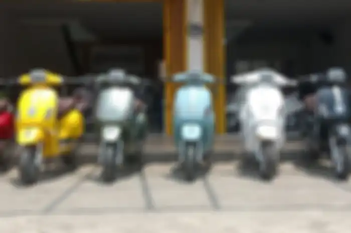 Foto ilustrasi. Pakai motor listrik bisa lebih irit 75 persen dalam sehari dibanding motor BBM.