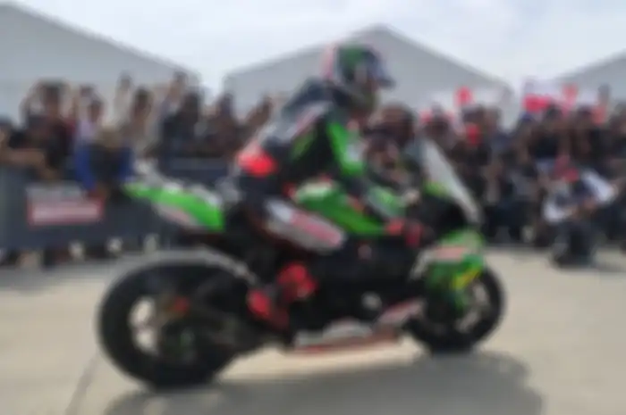 Pembalap Kawasaki Racing Team, Jonathan Rea pertahankan podium WSBK Mandalika 2022.