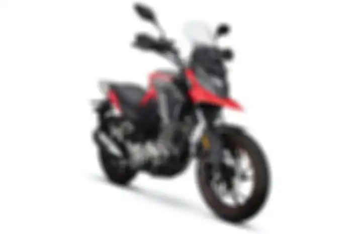 Motor asal Polandia Nowy Junak ADV 125, harga mirip Honda ADV 160.