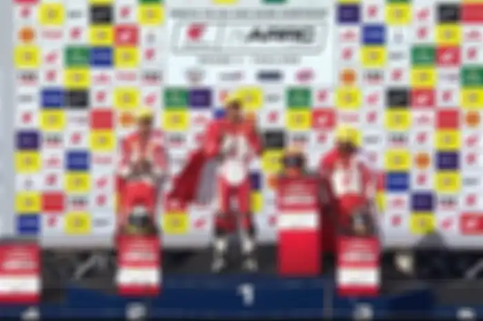 Pembalap Indonesia menguasai podium race 1 AP250 ARRC Thailand 2022, Herjun Atna Firdaus menang.